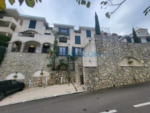Prodaja, trosoban stan, 126m², Koštanjica, Bar - image 5