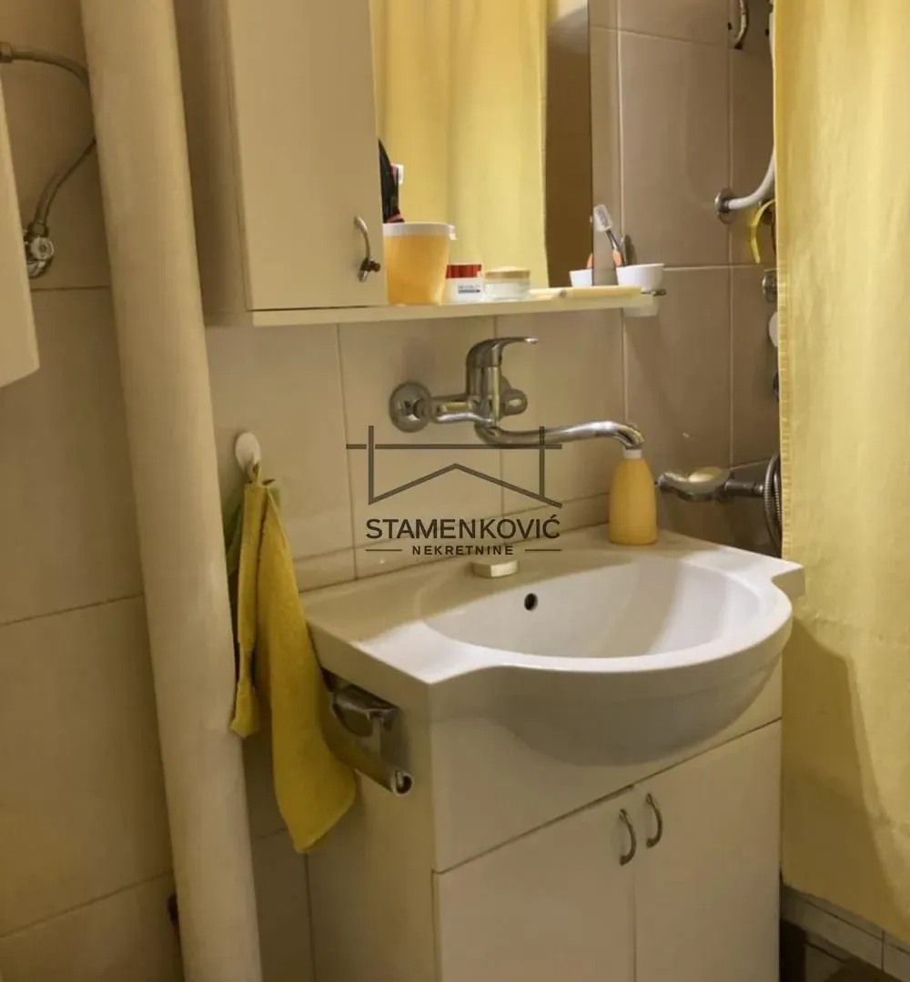 Prodaja, dvosoban stan, 65m², Liman 2, Novi Sad Sve Podlokacije