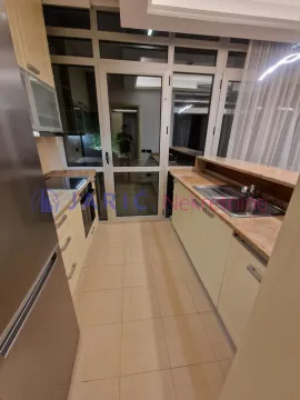 Izdavanje, četvorosoban stan, 148m², Dedinje Sve Podlokacije, Beograd - image 14
