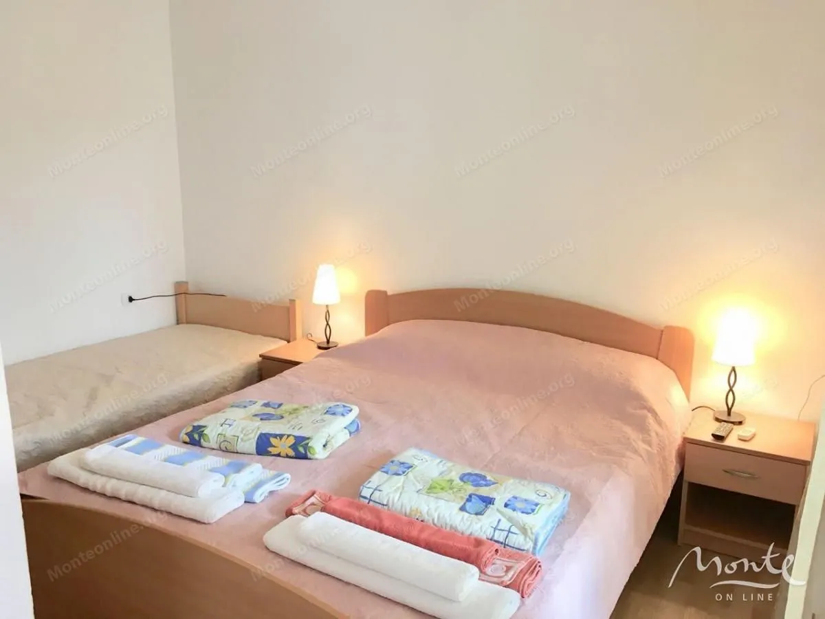 Sale, office space, 560m², Sutomore, Bar