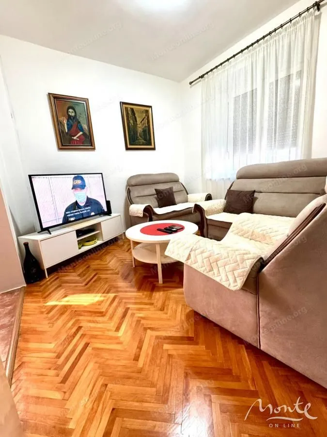 Prodaja, kuća, 70m², Stara Varoš, Podgorica