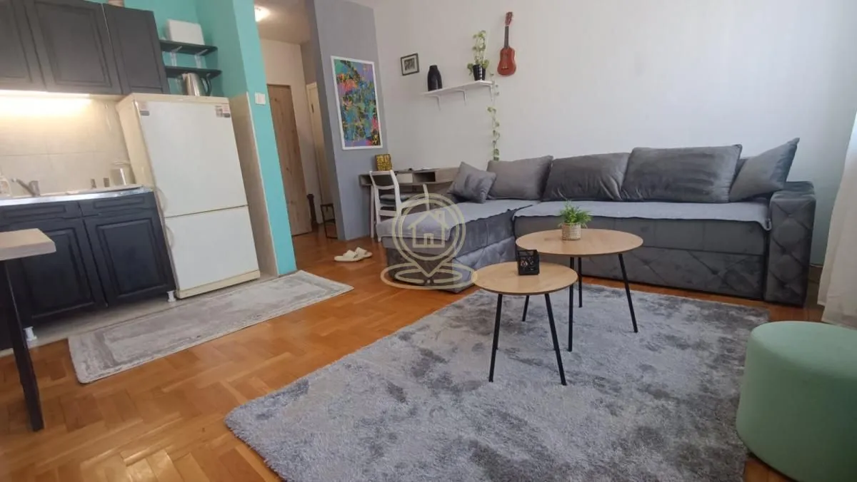 Rent, studio apartment, 28m², Grbavica, Novi Sad Sve Podlokacije