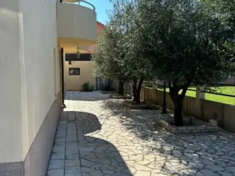 Prodaja, jednosoban stan, 60m², Zagorič, Podgorica - image 5