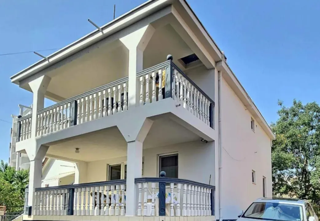 Prodaja, kuća, 160m², Dobre Vode, Bar