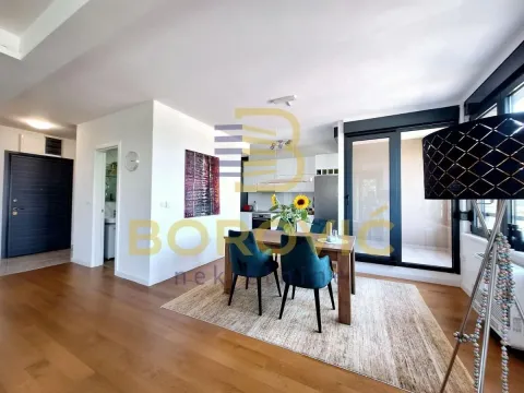 Prodaja, četvorosoban stan, 106m², Zemun Sve Podlokacije, Beograd - image 7