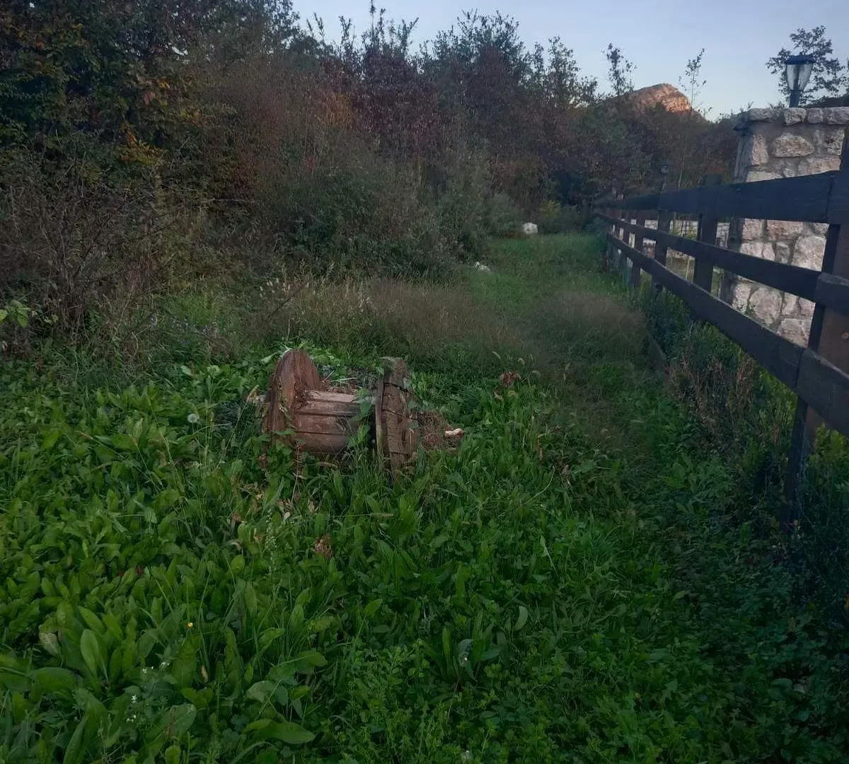 Prodaja, plac, 2200m², Cetinje, Crna Gora