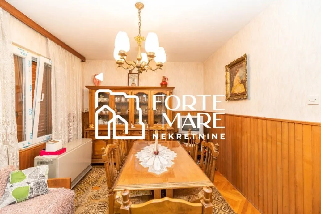 Prodaja, kuća, 119m², Igalo, Herceg Novi