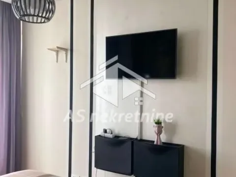 Rent, two bedroom apartment, 63m², Savski Venac, Beograd - image 6