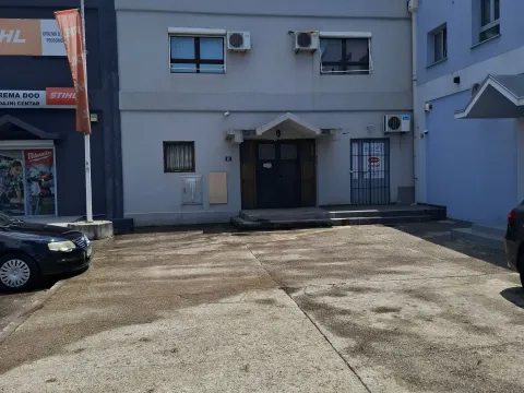 Rent, office space, 95m², Stari Aerodrom, Podgorica - image 2