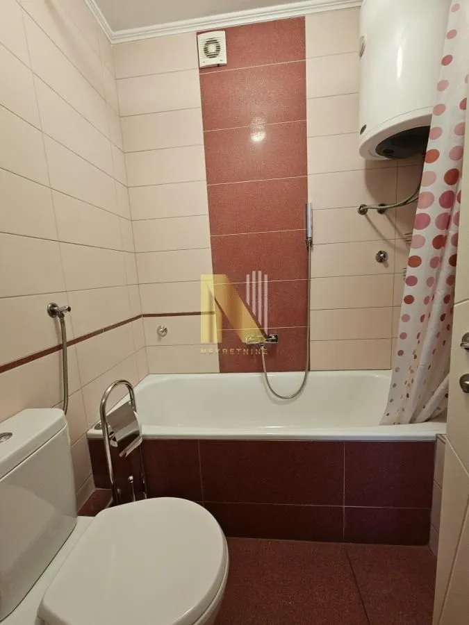 Sale, three bedroom apartment, 83m², Bulevar Oslobodjenja, Novi Sad Sve Podlokacije