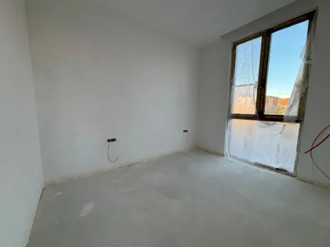 Prodaja, jednosoban stan, 40m², Stari Aerodrom, Podgorica - image 7