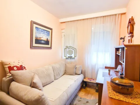 Izdavanje, trosoban stan, 96m², Stari Aerodrom, Podgorica - image 14