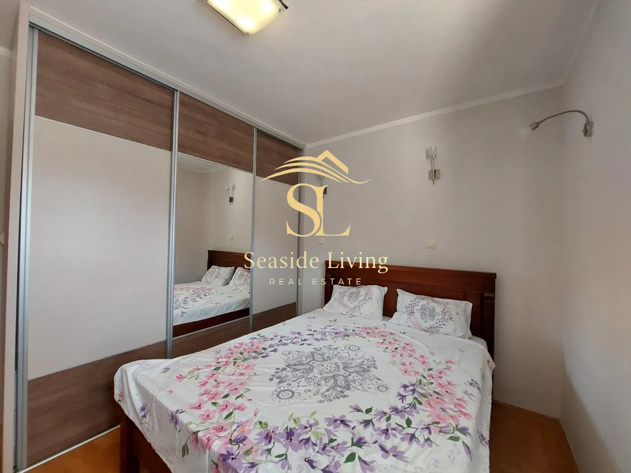 Rent, three bedroom apartment, 130m², Dobrota, Kotor