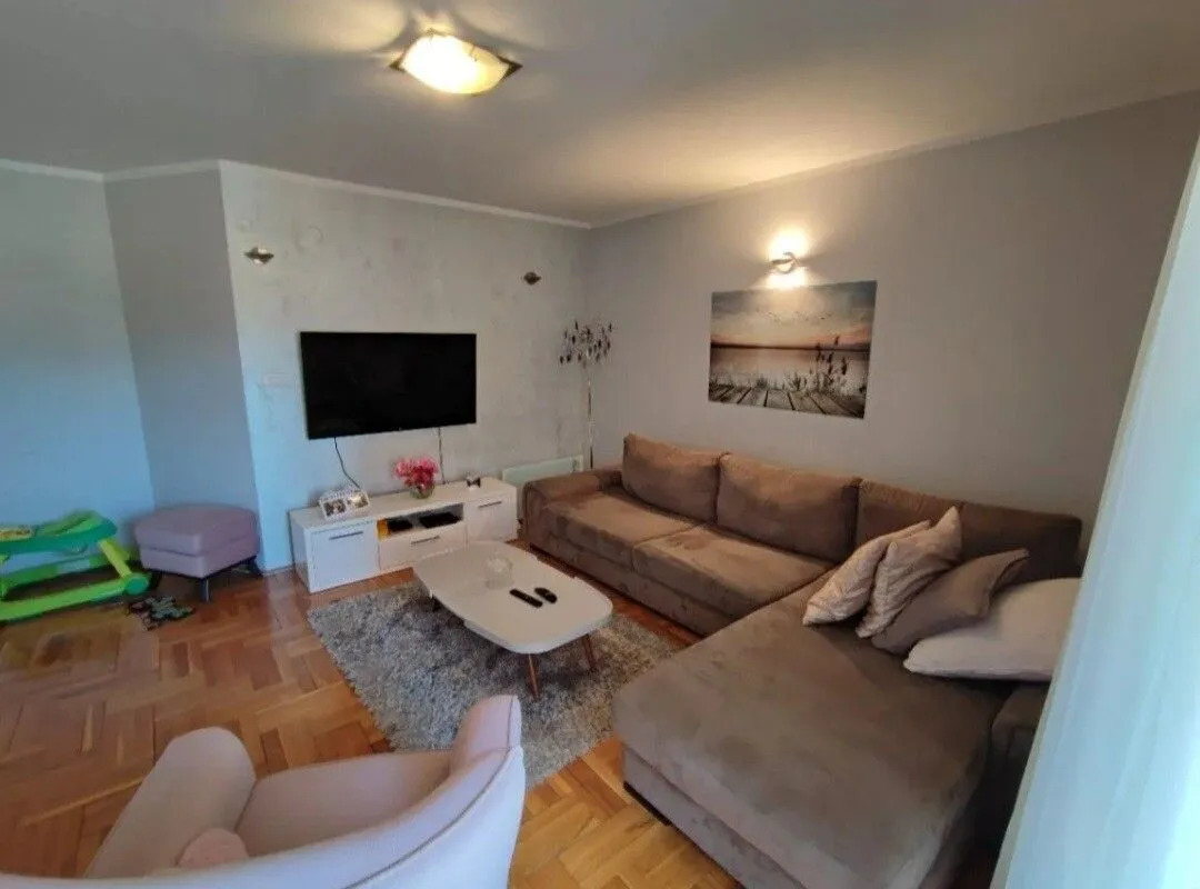 Prodaja, dvosoban stan, 80m², Zagorič, Podgorica