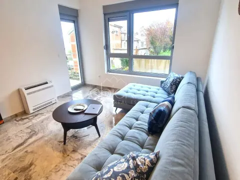 Rent, apartment, 44m², Tivat, Crna Gora - image 3