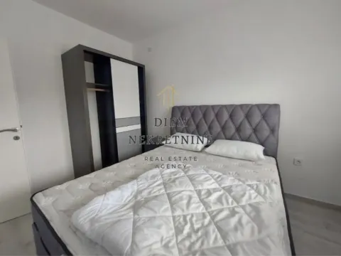 Izdavanje, dvosoban stan, 60m², Radanovići, Kotor - image 6