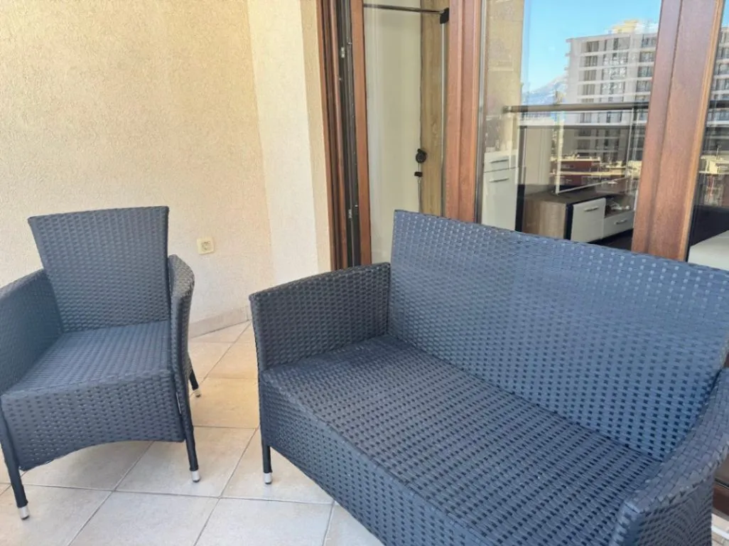 Prodaja, jednosoban stan, 51m², Centar, Budva