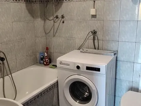 Izdavanje, kuća, 45m², Malo Brdo, Podgorica - image 6