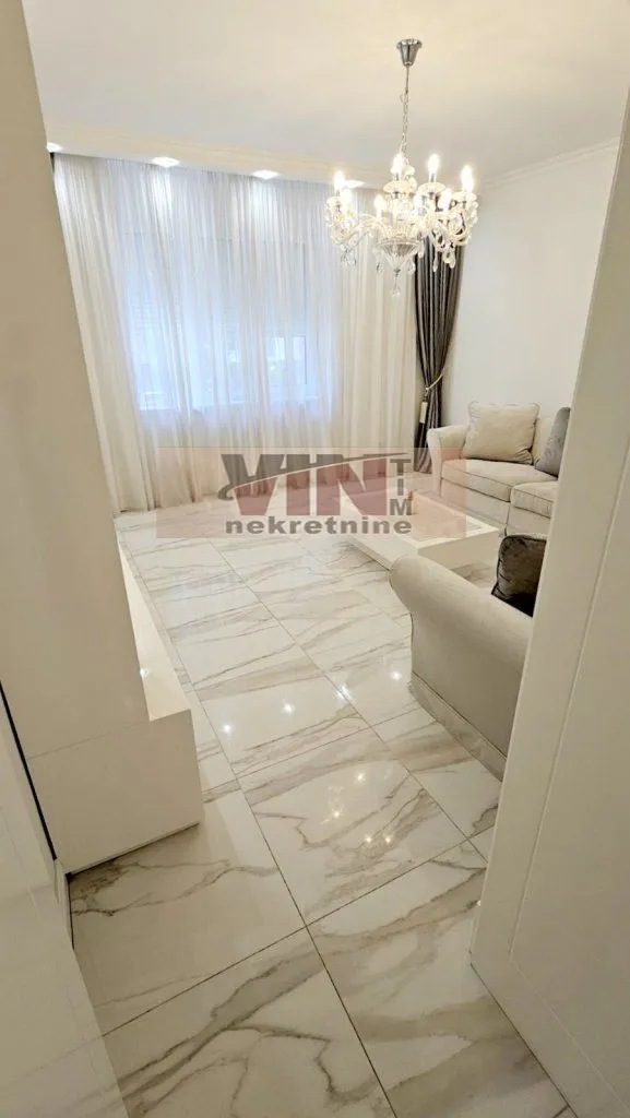 Rent, two bedroom apartment, 57m², Slavija, Vračar Sve Podlokacije