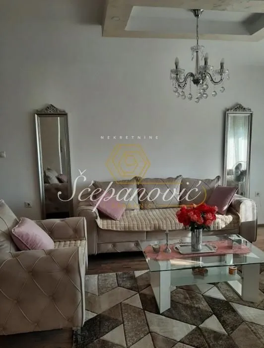Prodaja, trosoban stan, 57m², Detelinara, Novi Sad Sve Podlokacije
