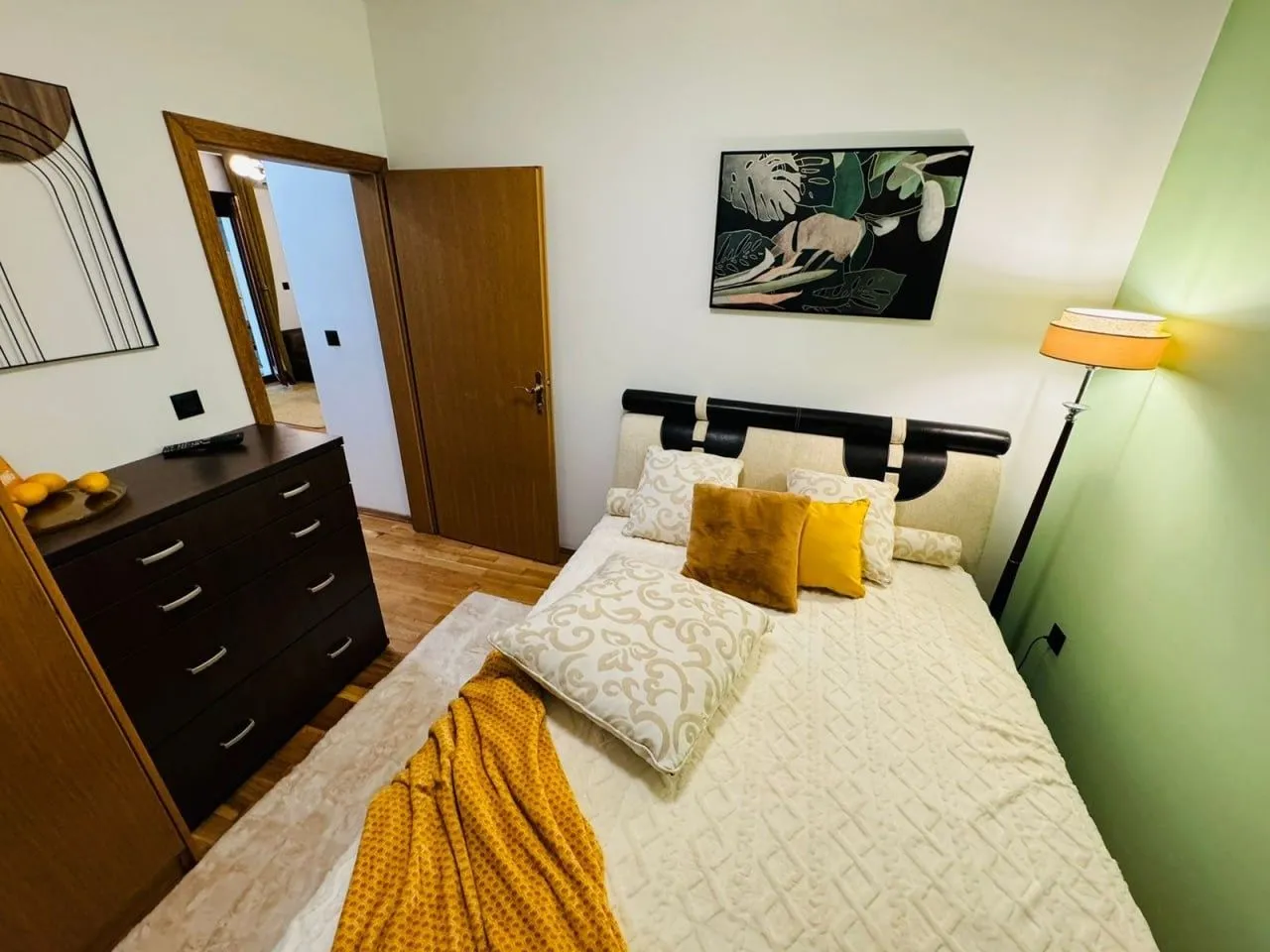 Sale, three bedroom apartment, 167m², Petrovac, Budva