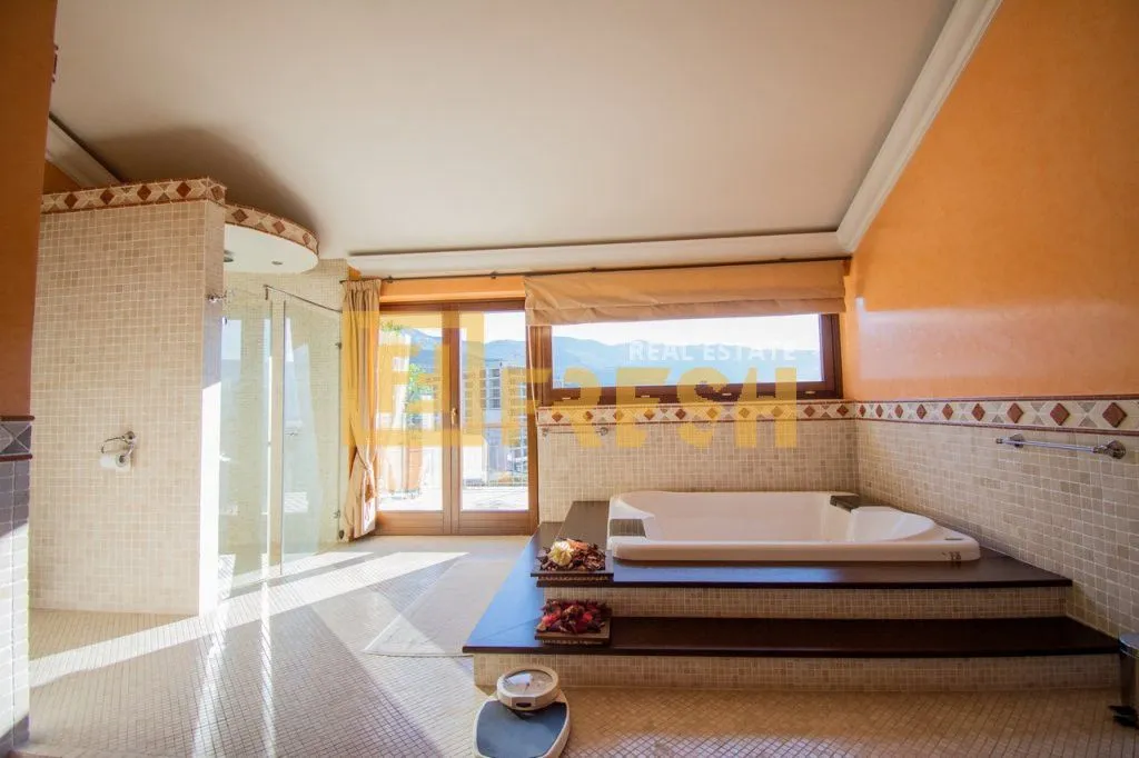 Sale, house, 1264m², Budva, Crna Gora