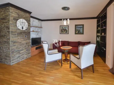 Rent, two bedroom apartment, 86m², Dobrota, Kotor - image 3