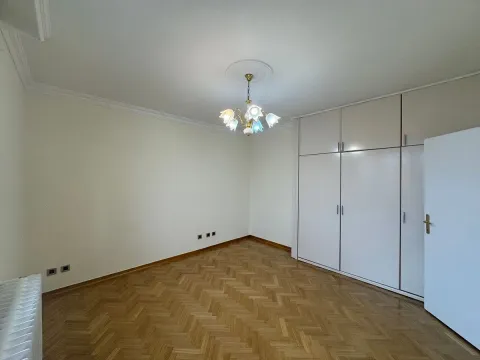 Izdavanje, poslovni prostor, 135m², Senjak, Beograd - image 3