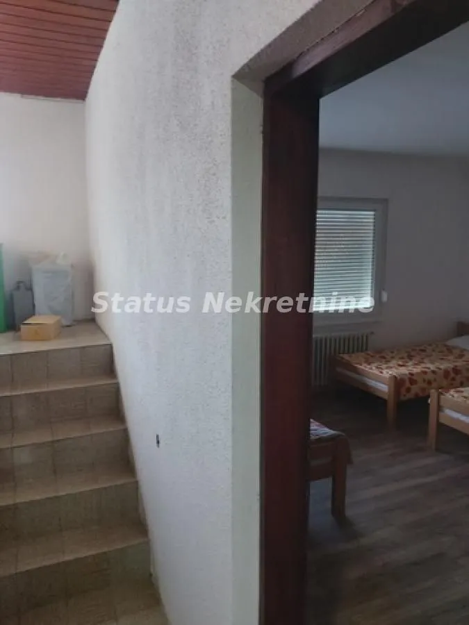 Prodaja, kuća, 261m², Inđija, Srbija