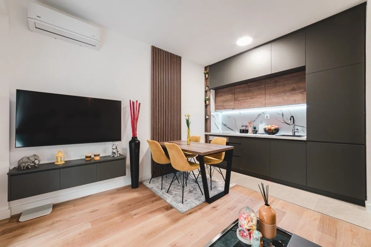 Rent, one bedroom apartment, 39m², Bečići, Budva