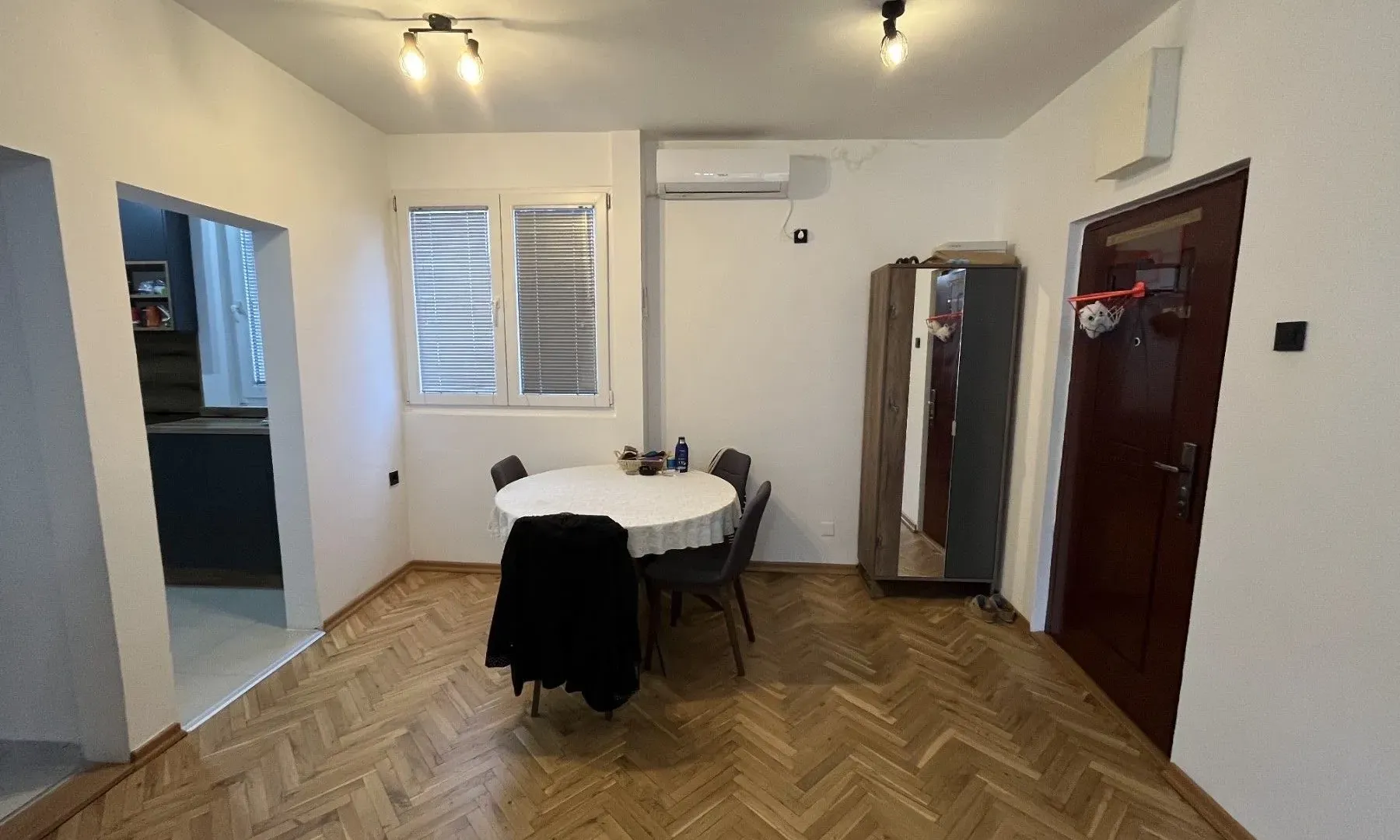 Rent, one bedroom apartment, 53m², Babilonija, Budva