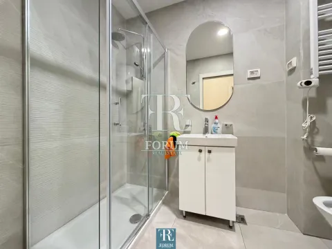 Izdavanje, trosoban stan, 97m², Central Point, Podgorica - image 8