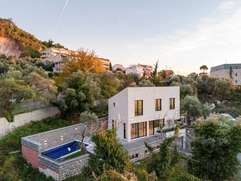 Sale, house, 240m², Kamenovo, Budva