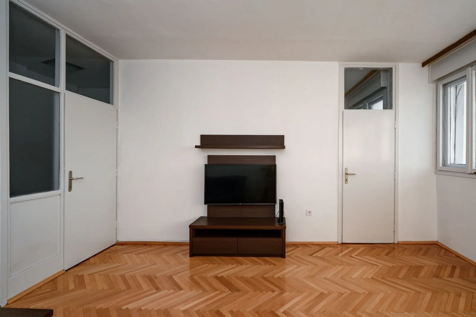 Prodaja, dvosoban stan, 68m², Gintaš, Podgorica