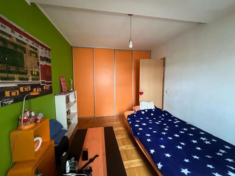 Sale, three bedroom apartment, 82m², Brace Jerković, Voždovac Sve Podlokacije