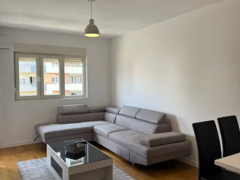 Rent, two bedroom apartment, 70m², Central Point, Podgorica - image 3