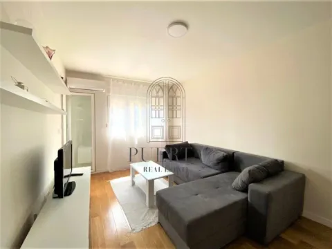 Izdavanje, jednosoban stan, 47m², Central Point, Podgorica - image 10