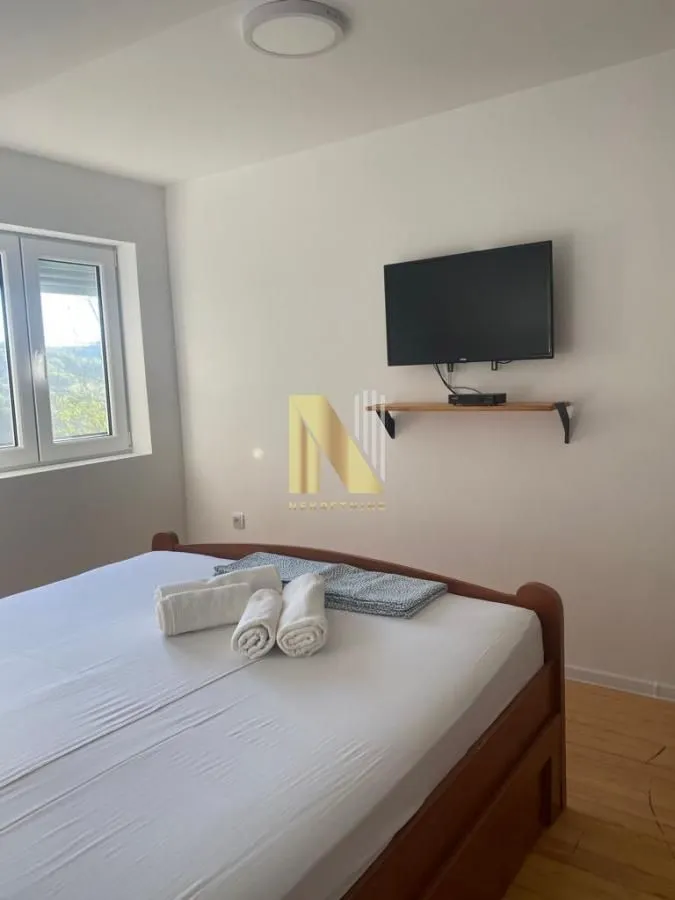 Prodaja, kuća, 150m², Rakovac, Novi Sad Sve Podlokacije
