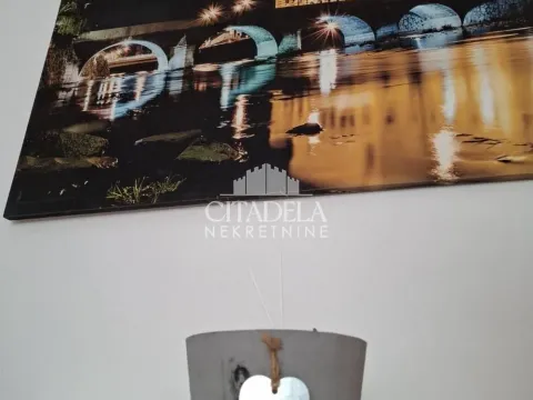 Izdavanje, trosoban stan, 80m², Voždovac Sve Podlokacije, Beograd - image 3