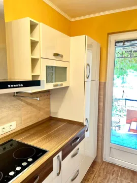 Prodaja, trosoban stan, 102m², Petrovac, Budva - image 17