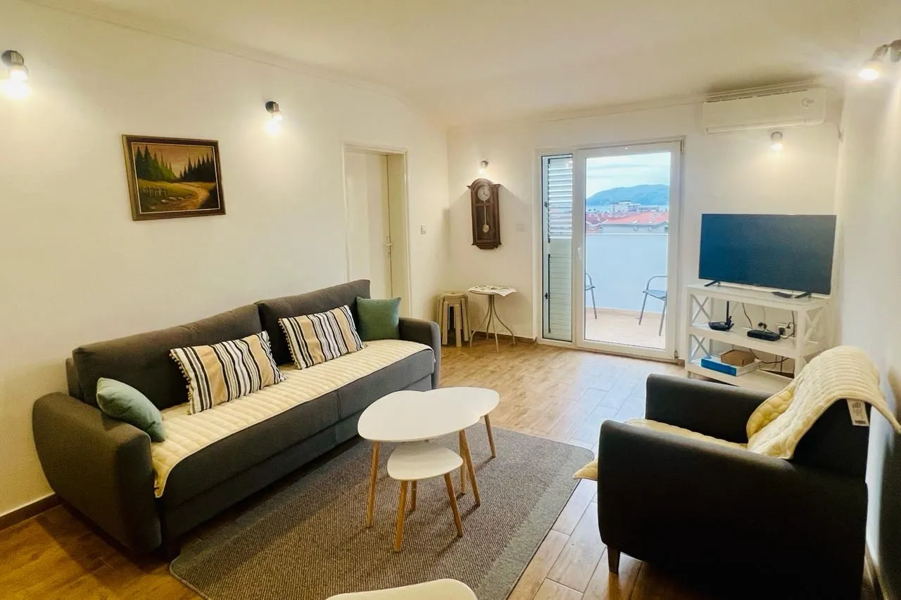 Sale, one bedroom apartment, 48m², Lazi, Budva