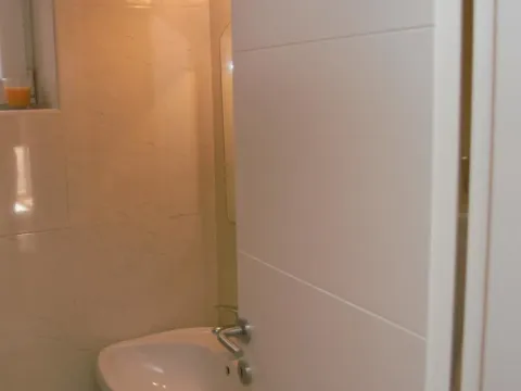 Prodaja, dvosoban stan, 64m², Kluz, Zvezdara Sve Podlokacije - image 18