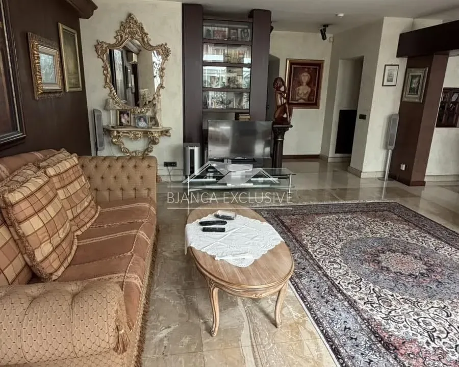 Sale, four bedroom apartment, 201m², Novi Beograd Sve Podlokacije, Beograd