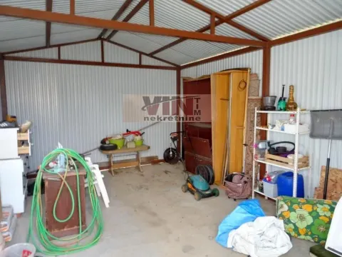 Sale, house, 151m², Medjulužje, Mladenovac - image 19