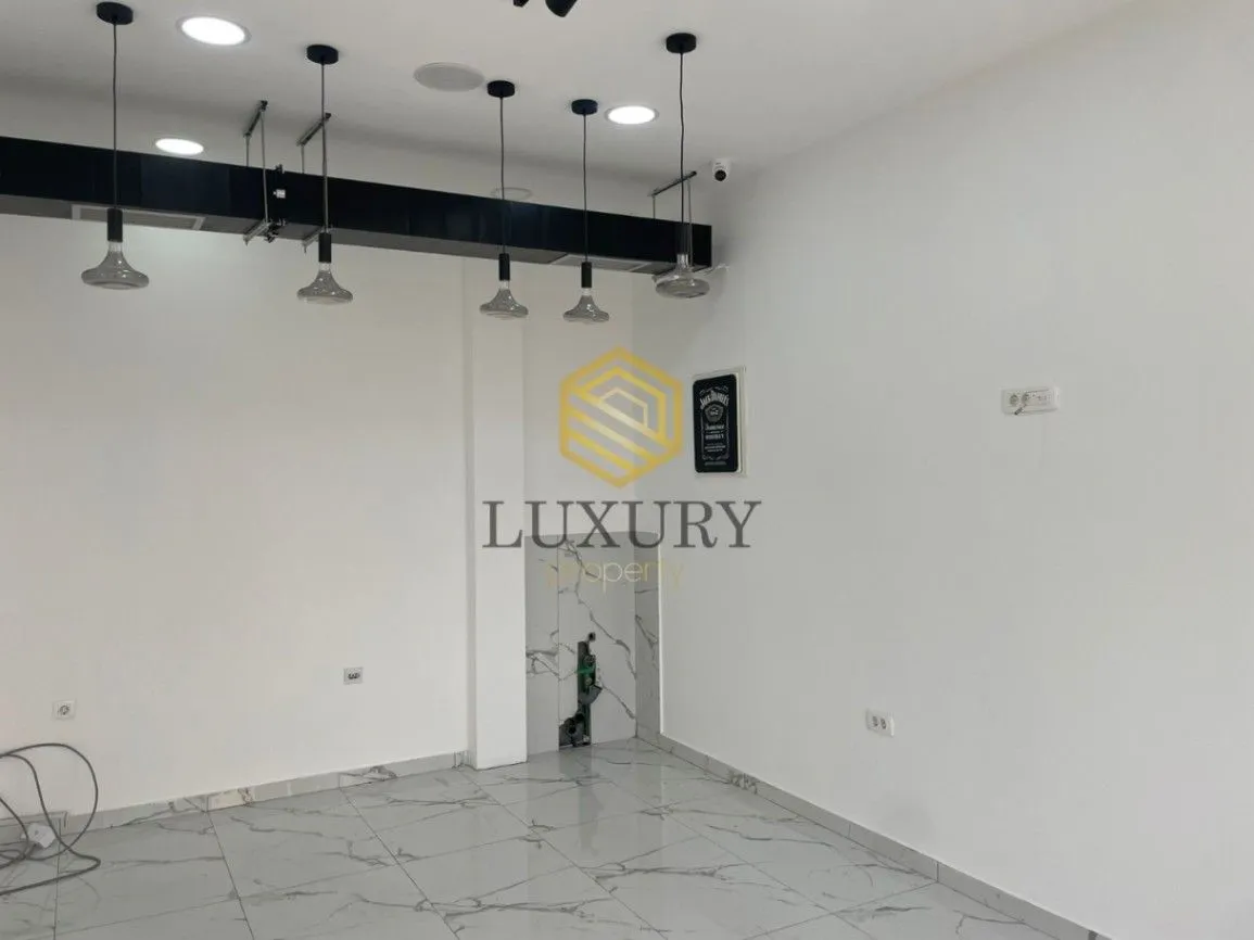 Rent, office space, 95m², Stari Aerodrom, Podgorica
