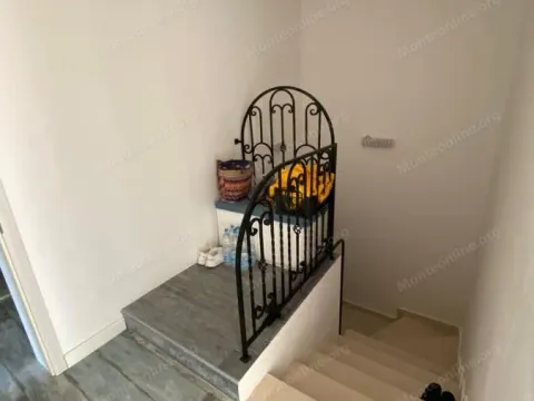 Prodaja, četvorosoban stan, 98m², Sveti Stefan, Budva - image 20