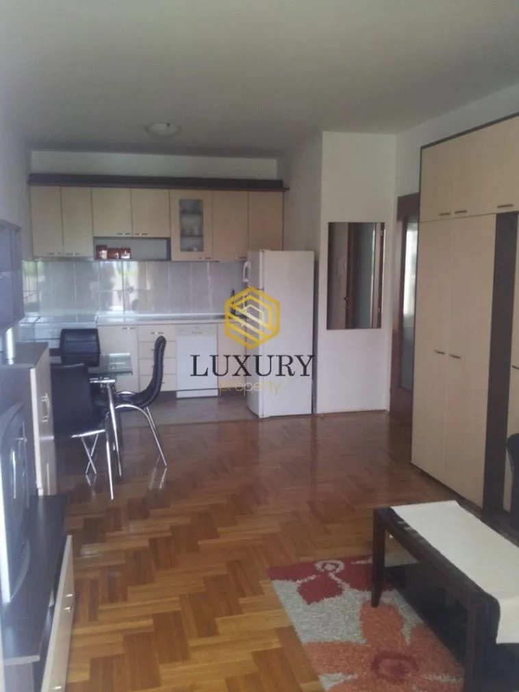 Prodaja, stan, 33m², Kod Big Fashion-a, Podgorica