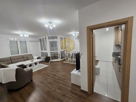Izdavanje, trosoban stan, 103m², Tološi, Podgorica - image 1
