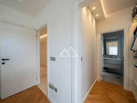Prodaja, dvosoban stan, 122m², Tivat, Crna Gora - image 16