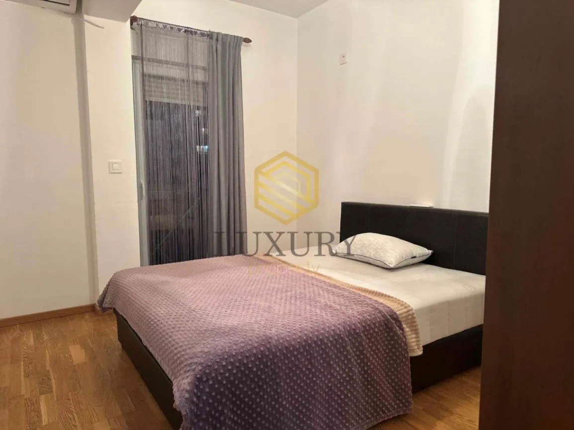 Izdavanje, jednosoban stan, 45m², Stari Aerodrom, Podgorica
